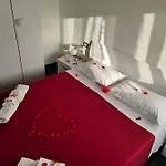 Etna's Tourist