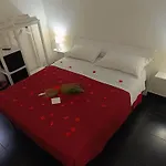 Etna's Tourist Nocleg ze śniadaniem 3*
