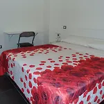 Etna's Tourist Nocleg ze śniadaniem Katania