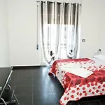 Etna's Tourist Nocleg ze śniadaniem Katania